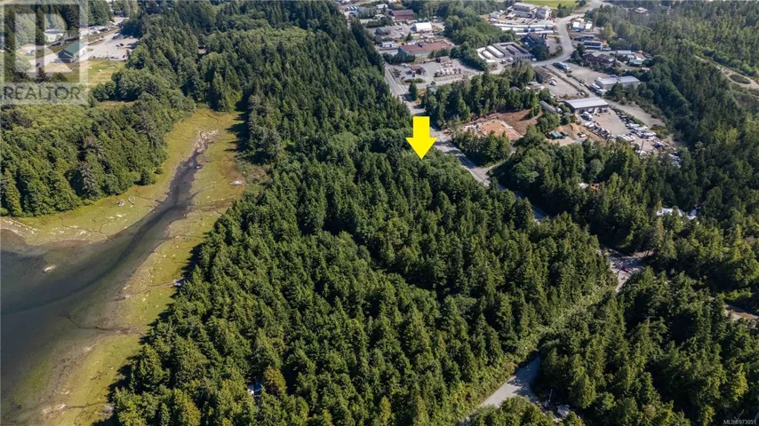 2091 Peninsula Rd, Ucluelet, British Columbia V0R3A0
