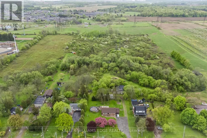 1048 GARNER ROAD E, Hamilton, Ontario L9G3K9