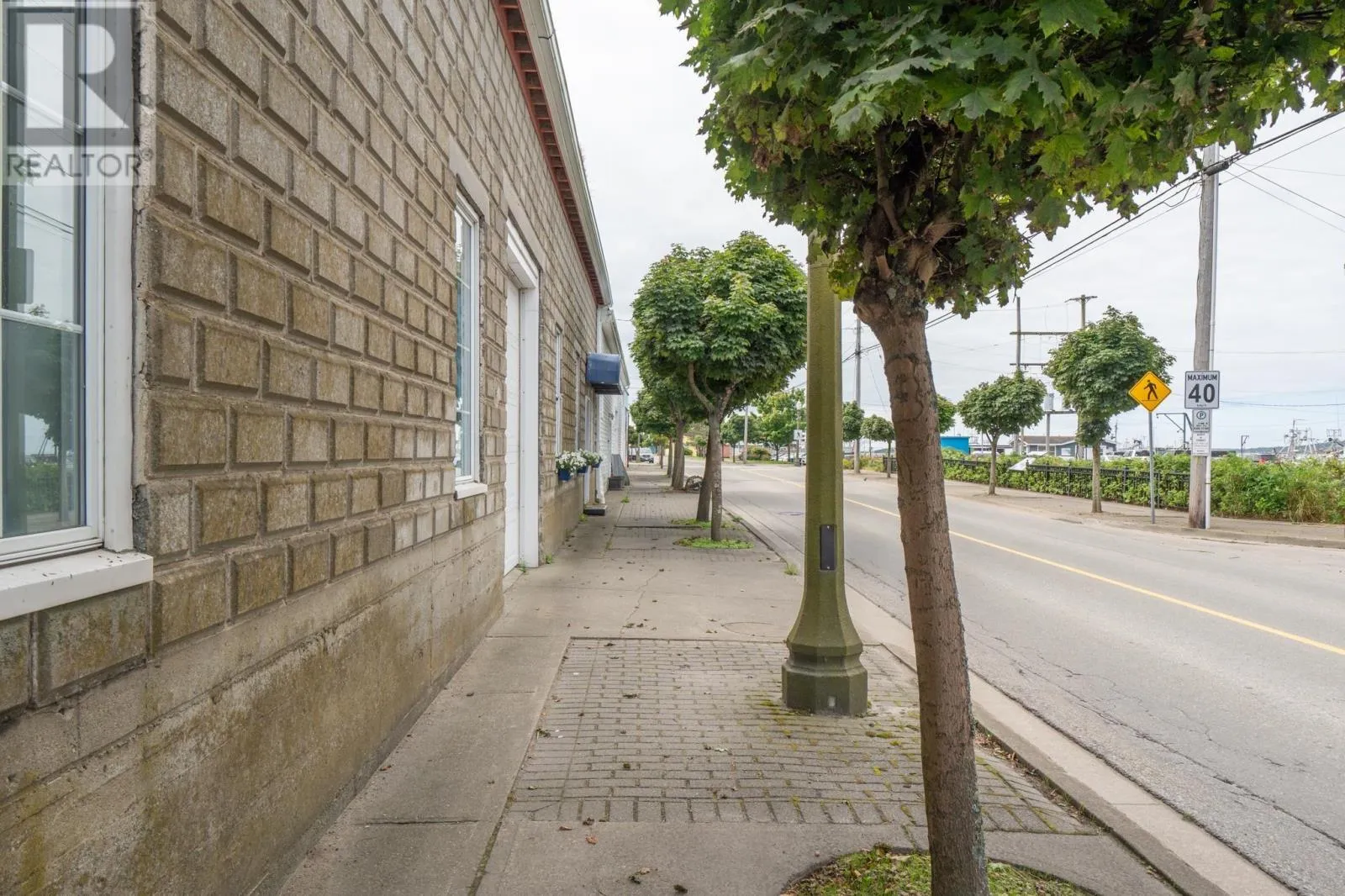Commercial Sale For Sale