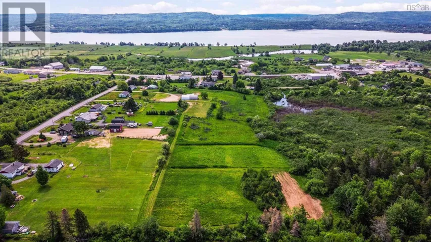 33 Parker Mountain Road, Granville Ferry, Nova Scotia B0S1A0