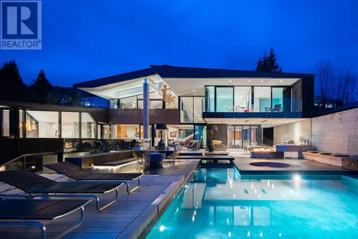 1071 GROVELAND ROAD, West Vancouver, British Columbia V7S1Z3