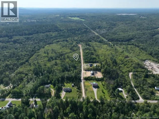 3 Crest Avenue, Heathland, New Brunswick E3L5C1