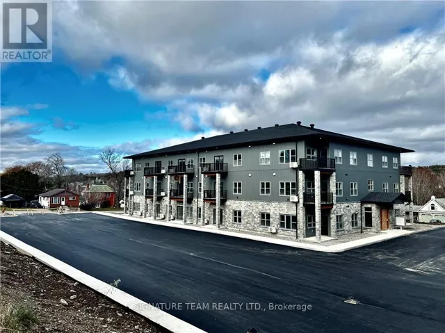 78A QUEEN STREET UNIT#102, Eganville, Ontario K0J1T0