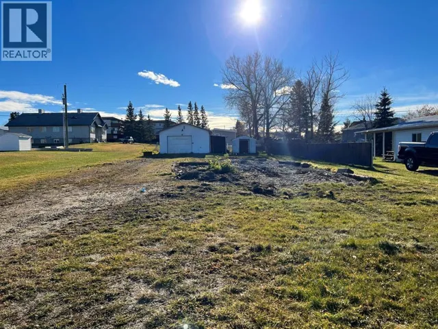 5004 52 Avenue, Valleyview, Alberta T0H3N0