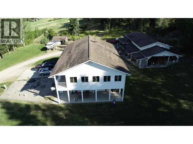 3423 3A Highway, Creston, British Columbia V0B1G8