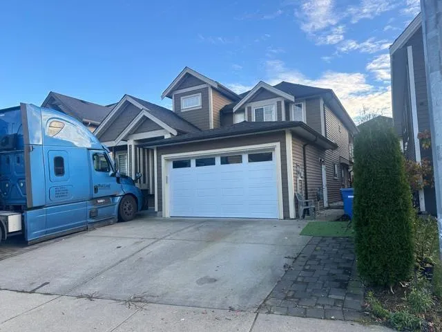 3167 ENGINEER CRESCENT, Abbotsford, British Columbia V4X0A7