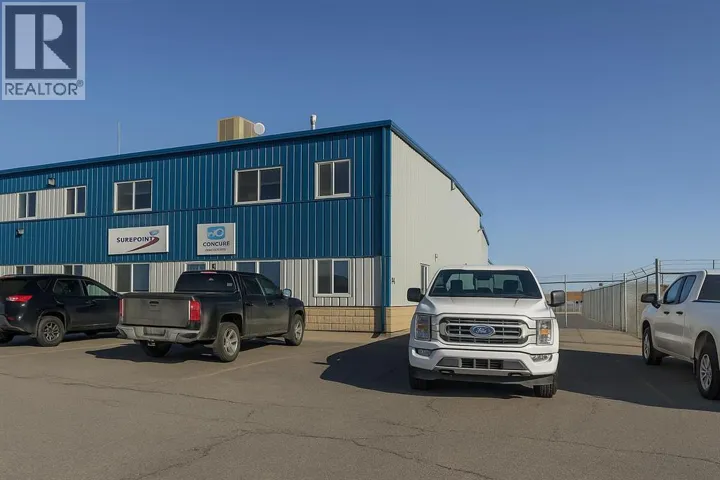 3, 8 Gateway Boulevard