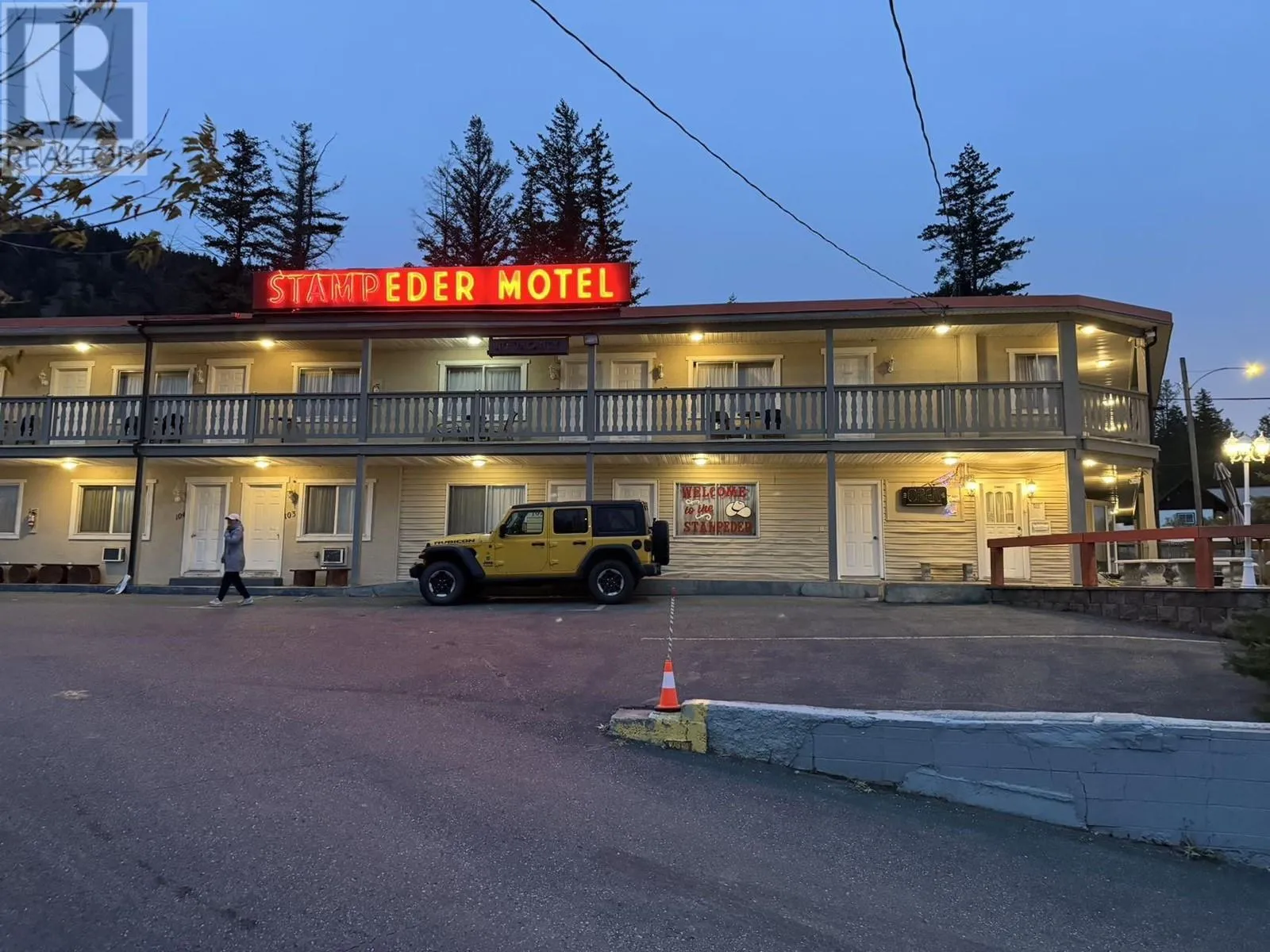 Commercial Sale For Sale