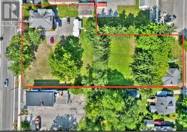 3758 MAIN STREET, Niagara Falls (223 - Chippawa), Ontario L2G6B2