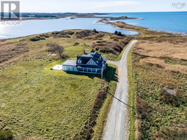 171 Cranberry Head Road Cove, Chegoggin, Nova Scotia B5A5H3