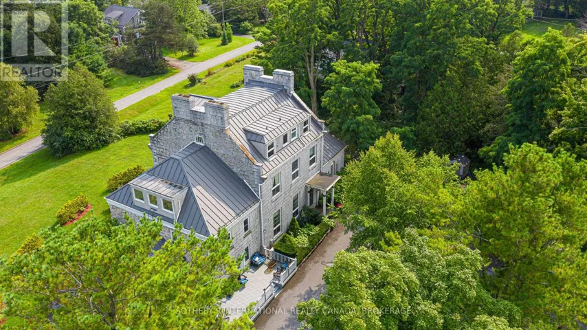 8 STARR PLACE, Kingston (Kingston East (Incl CFB Kingston)), Ontario K7L4V1