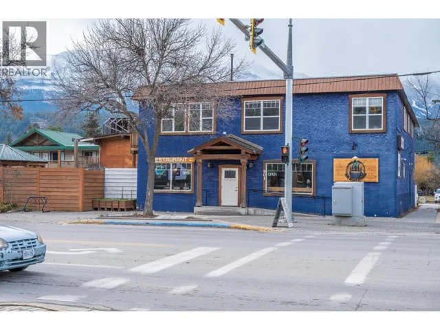 901 10TH S Avenue, Golden, British Columbia V0A1H0