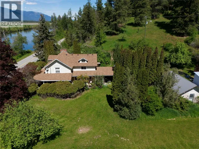 340 Highway 21 Highway, Creston, British Columbia V0B1G2