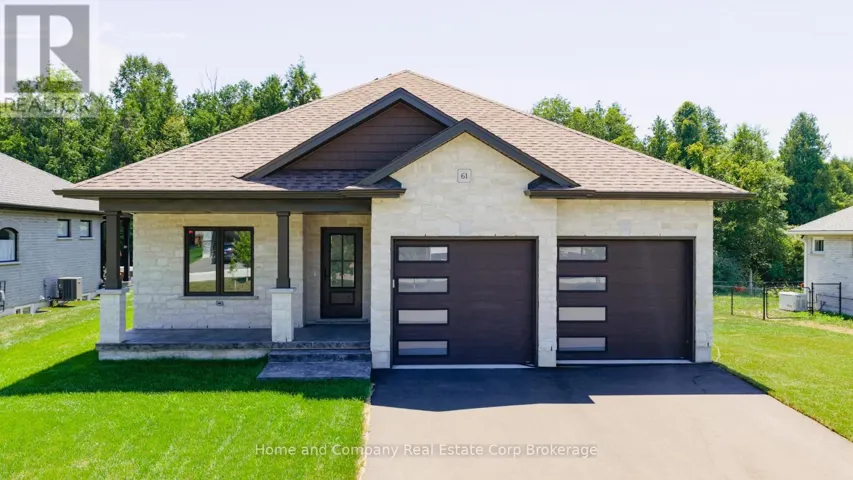 61 DEER RIDGE LANE E, Bluewater (Bayfield), Ontario N0M1G0