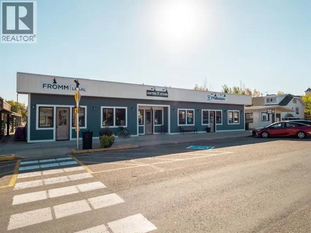 19 Broadway N, Raymond, Alberta T0K2S0