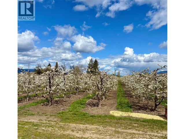 3844 Senger Road, Kelowna, British Columbia V1W4S4