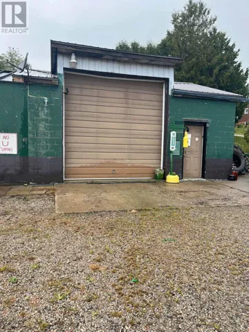 1742 LONGWOODS ROAD N, Southwest Middlesex (Wardsville), Ontario N0L2N0