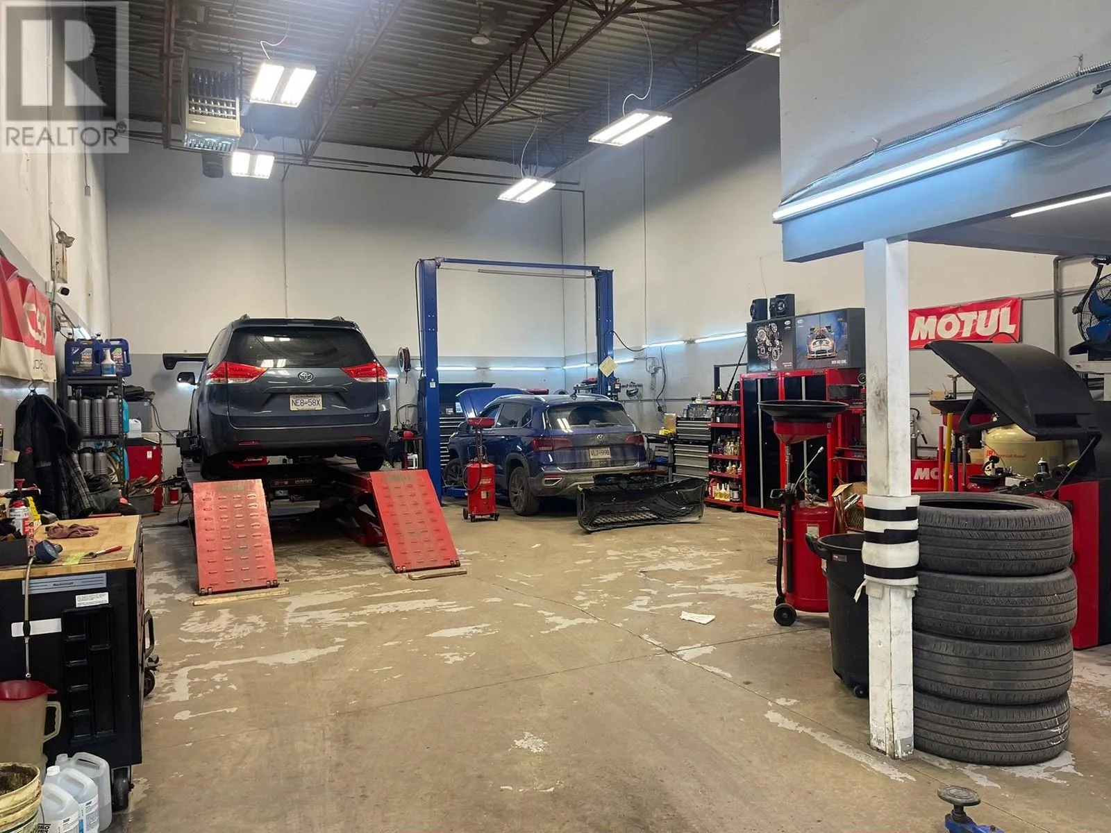 Commercial Sale For Sale