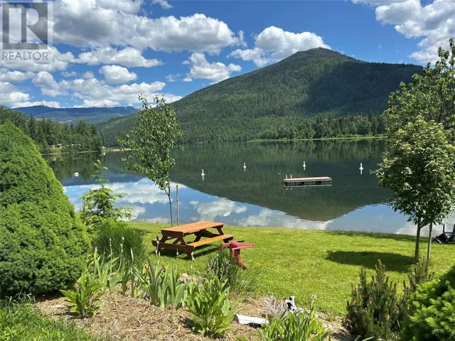 1681 Sugar Lake Road Unit# 6, Cherryville, British Columbia V0E2G2