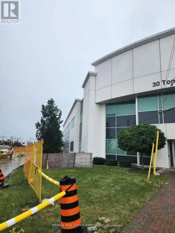 8A - 30 TOPFLIGHT DRIVE, Mississauga (Gateway), Ontario L5S0A8