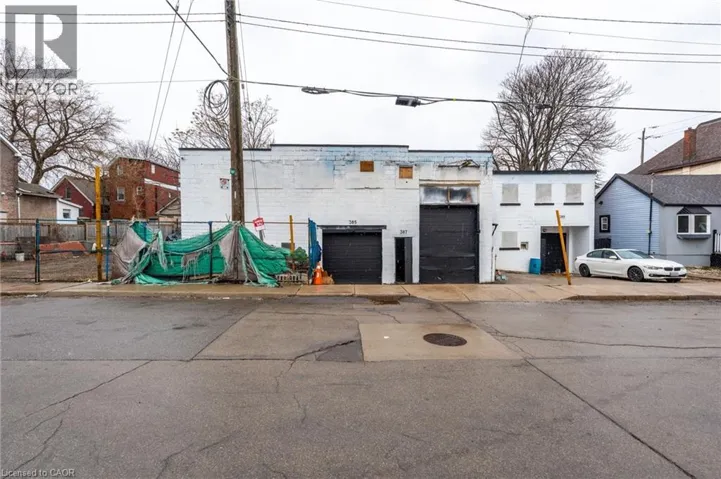 24 CLARK Avenue, Hamilton, Ontario L8L5J8