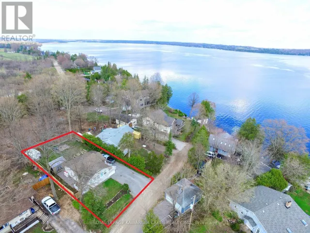 21 PLEASURE STREET, Kawartha Lakes (Fenelon), Ontario K0M1G0