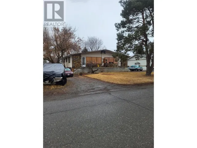 3336 - 3338 Overlander Drive, Kamloops, British Columbia V2B7L1