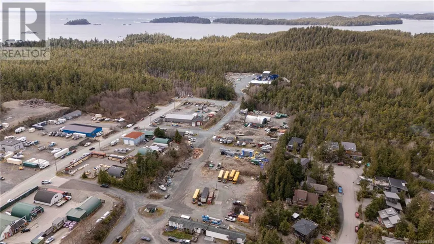 640 Warren Way, Tofino, British Columbia V0R2Z0
