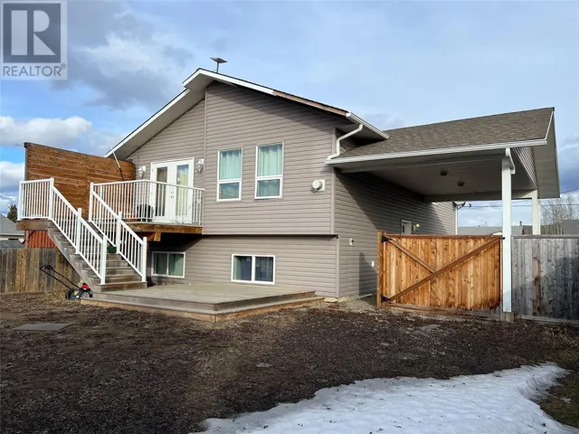 5207 40 Street, Chetwynd, British Columbia V0C1J0