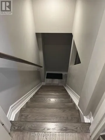 7568 DOVERWOOD DRIVE, Mississauga (Meadowvale), Ontario L5N8J3