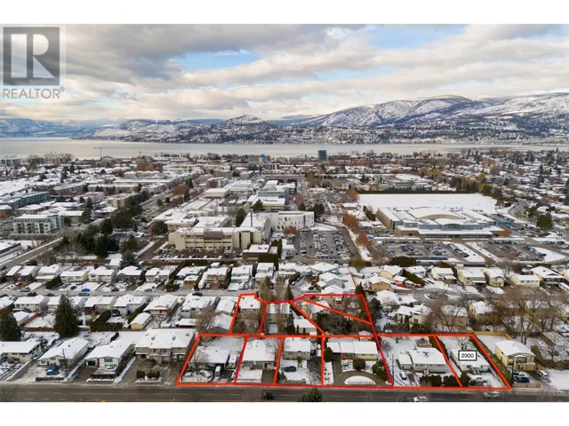3020 Gordon Drive, Kelowna, British Columbia V1W3R3