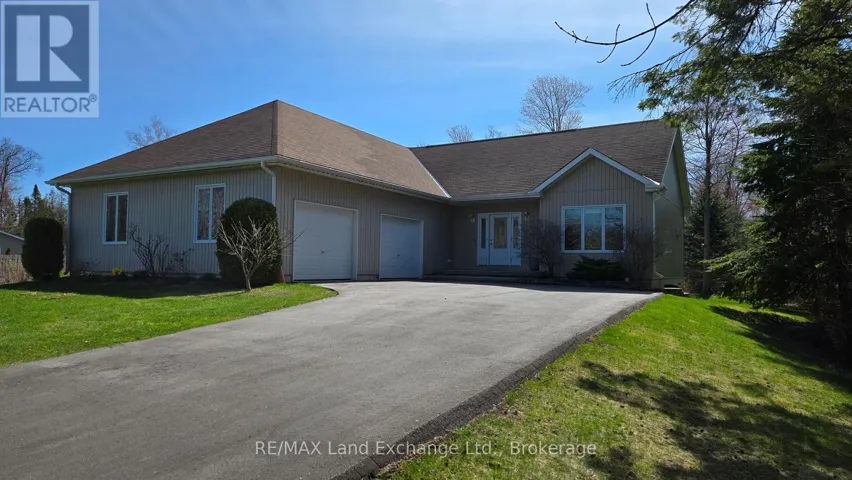 282 HURON ROAD, Huron-Kinloss, Ontario N2Z2X3