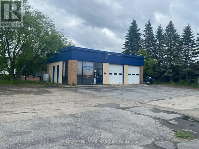 60 DUFFERIN STREET, Perth, Ontario K7H3A7
