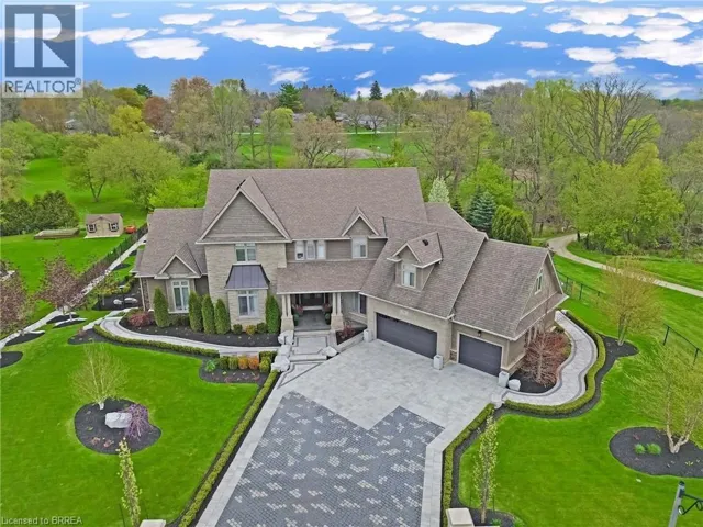 16 WESTLAKE Boulevard, Brantford, Ontario N3T5L6