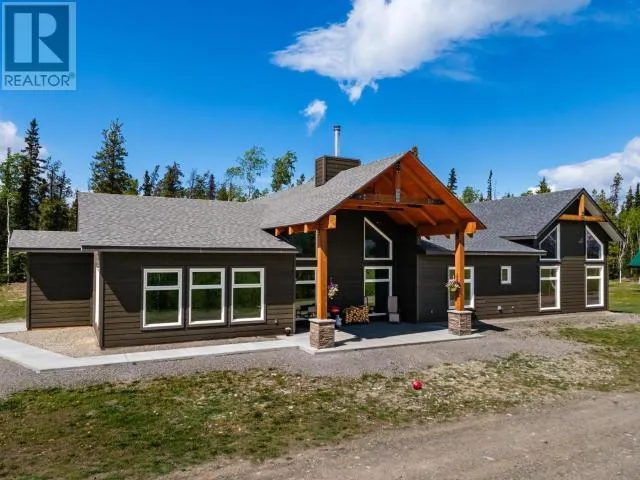 348 DUSTY TRAIL, Whitehorse North, Yukon Y1A6N4