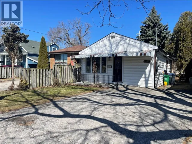 1089 MEREDITH Avenue, Mississauga, Ontario L5E2C8