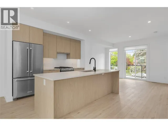 1455 Cara Glen Court Unit# 132, Kelowna, British Columbia V1V3B8