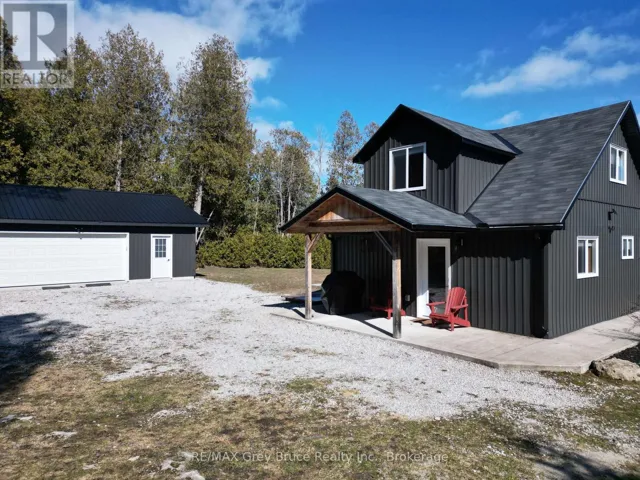 597 STOKES BAY ROAD, Northern Bruce Peninsula, Ontario N0H2M0