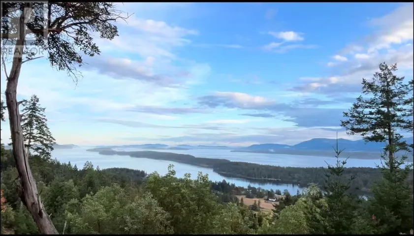 LT 2 SEYMOUR ROAD, Gabriola Island, British Columbia V0R1X6