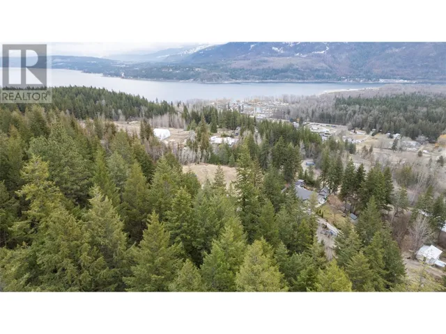 2481 Squilax-Anglemont Road Unit# 21, Lee Creek, British Columbia V0E1M4
