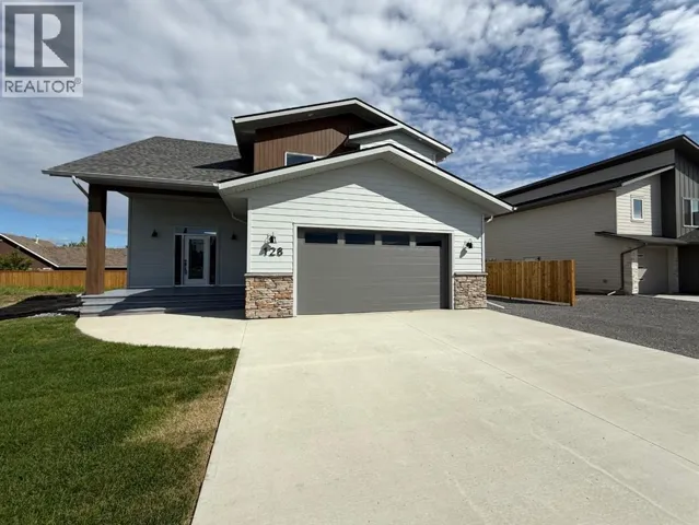 128 TRESTLE Place, Hinton, Alberta T7V0B8