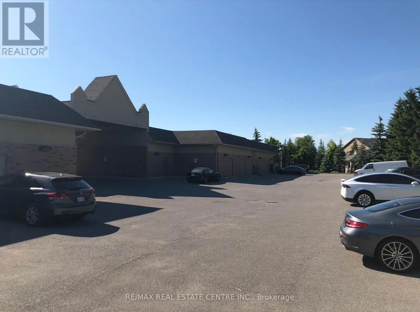 Commercial Sale For Sale