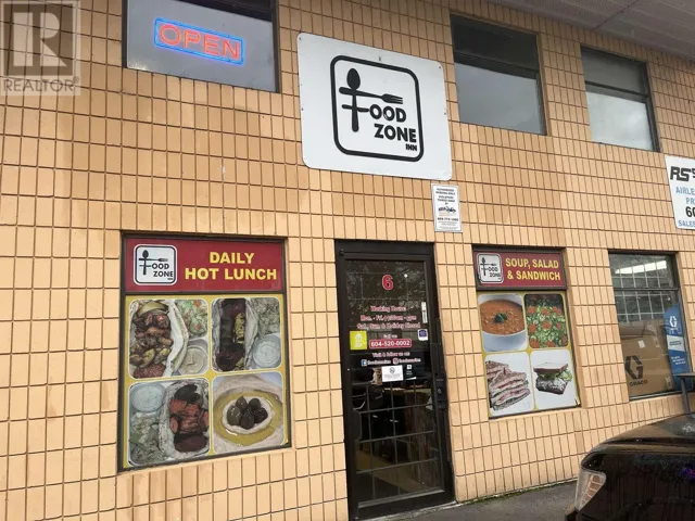 6 30 CAPILANO WAY, New Westminster, British Columbia V3L5G3