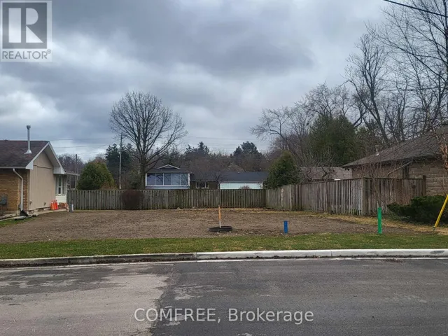 10 LYNWOOD AVENUE, Guelph (Dovercliffe Park/Old University), Ontario N1G1P9