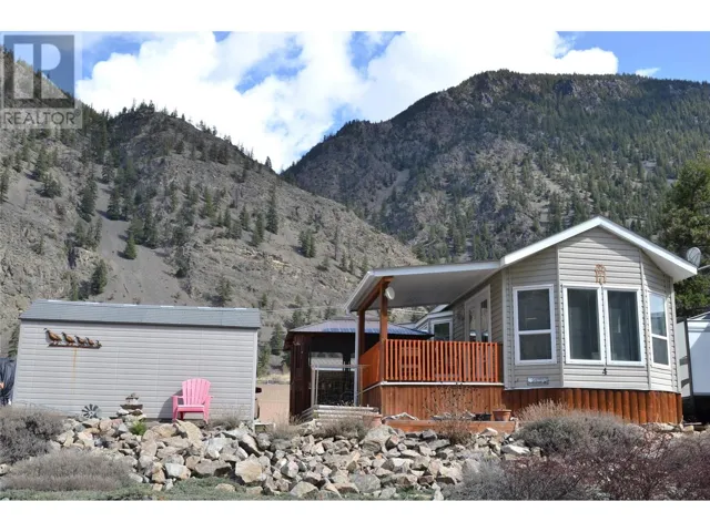 4354 Hwy 3 Highway Unit# 4, Keremeos, British Columbia V0X1N1