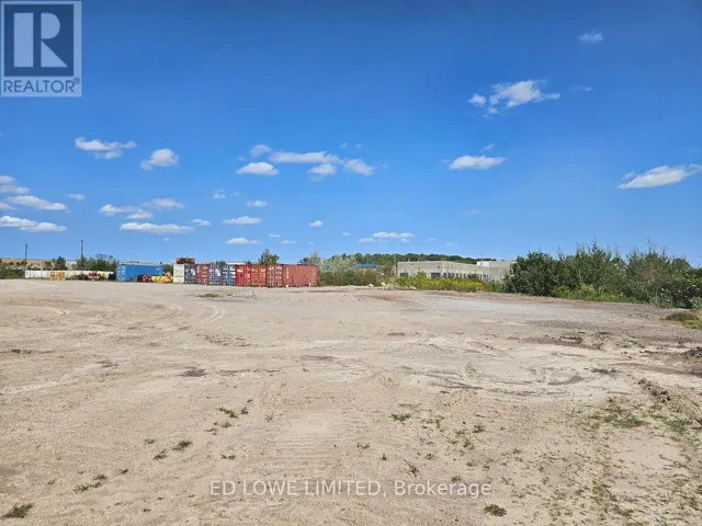 YARD - 69 SAUNDERS ROAD, Barrie (400 East), Ontario L4N9A7