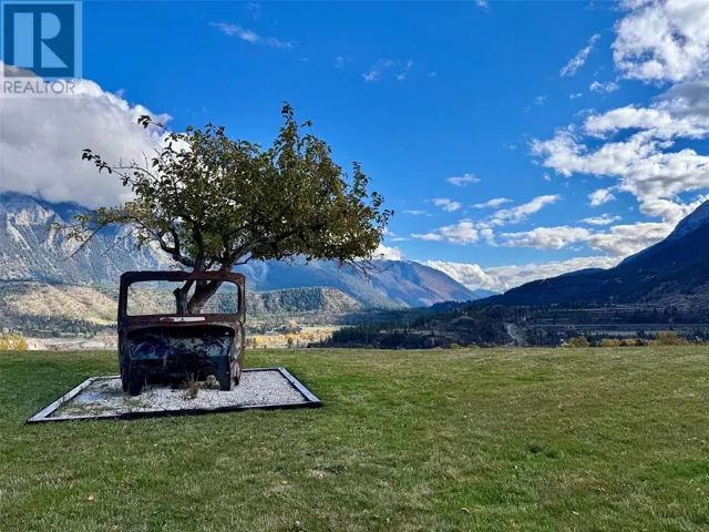 342 & 348 Mountain View Road Lot# 2 & 3, Lillooet, British Columbia V0K1V0