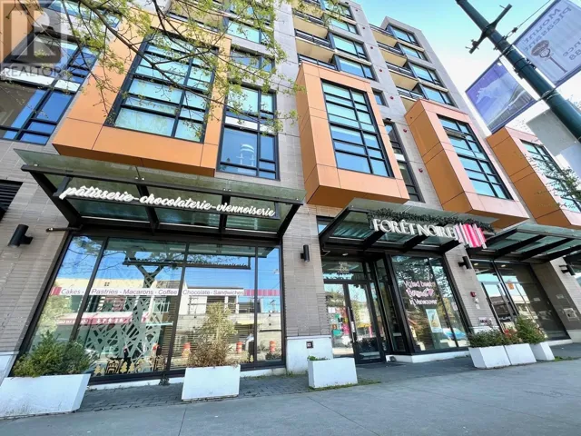 236 W BROADWAY STREET, Vancouver, British Columbia V5Y0L2