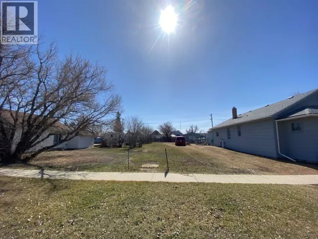 203 2 Avenue E, Hanna, Alberta T0J1P0