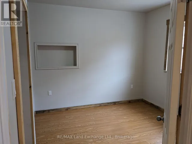 780
